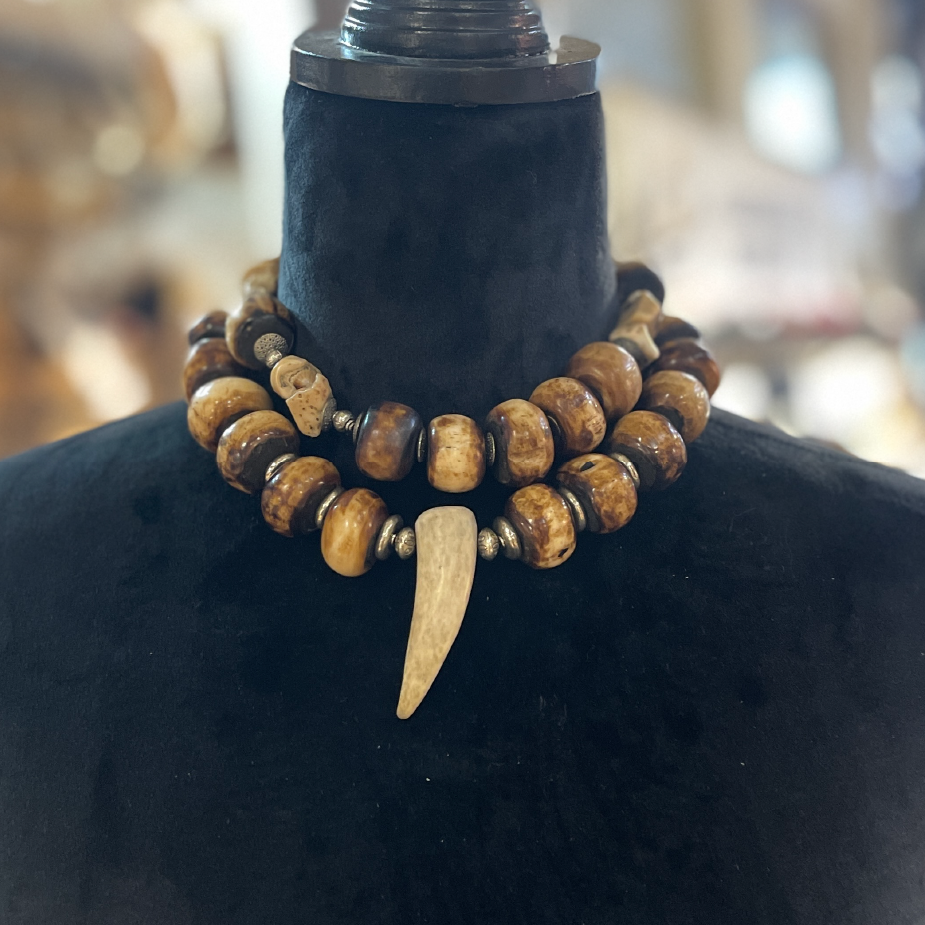 The Huntress Horn Necklace