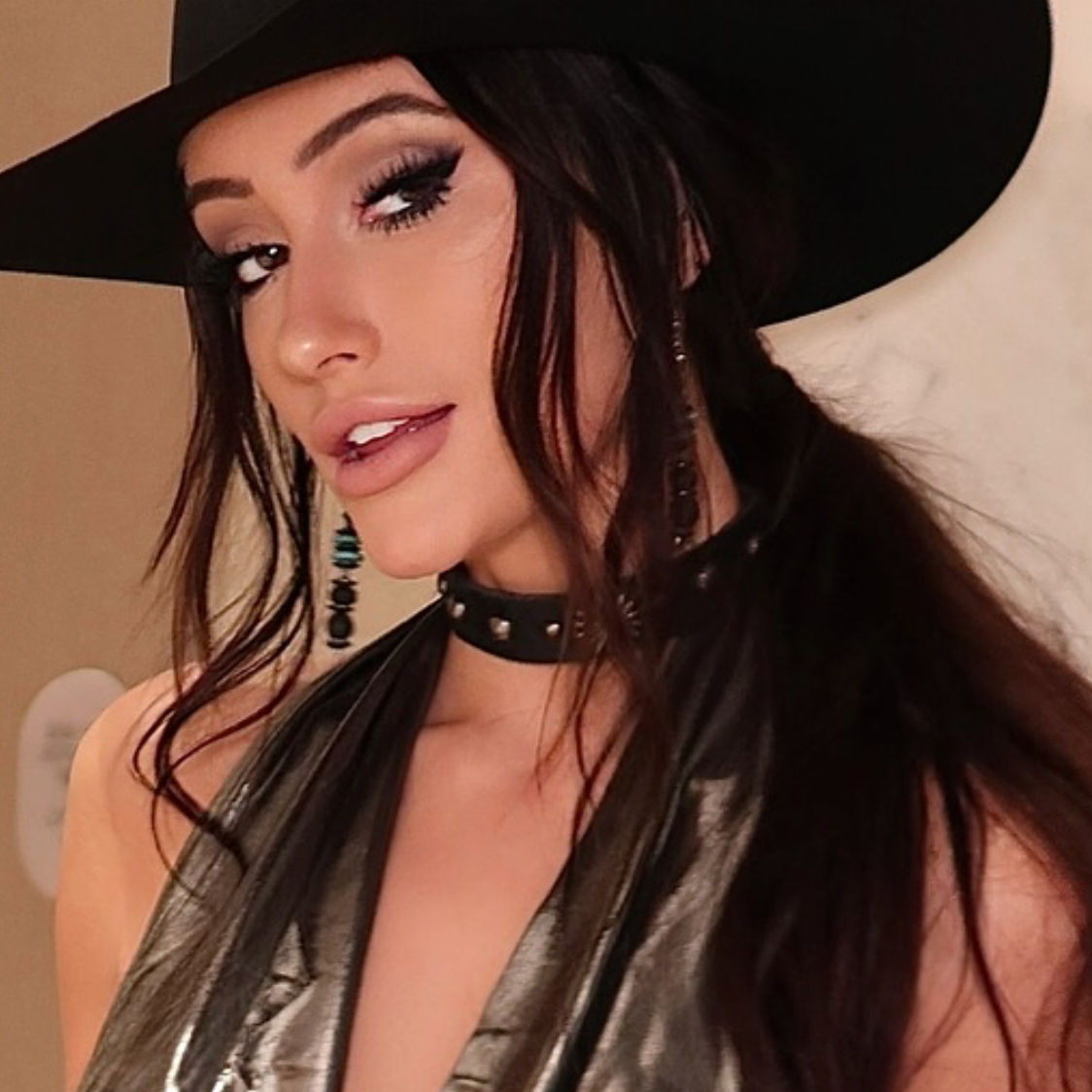 The Madam Necklace